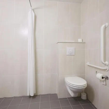 Hotel Toulon 2*